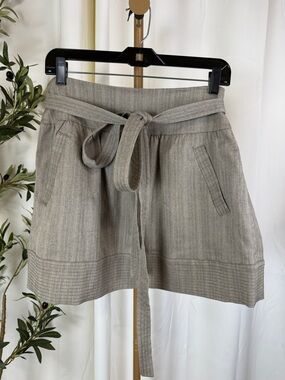NWOT To the Max Taupe Striped Tie-Waist Mini Skirt Sz 8 (B6)